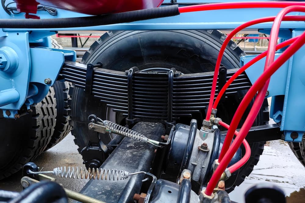 chassis-pick-up-truck-view chassis-pick-up-truck-view